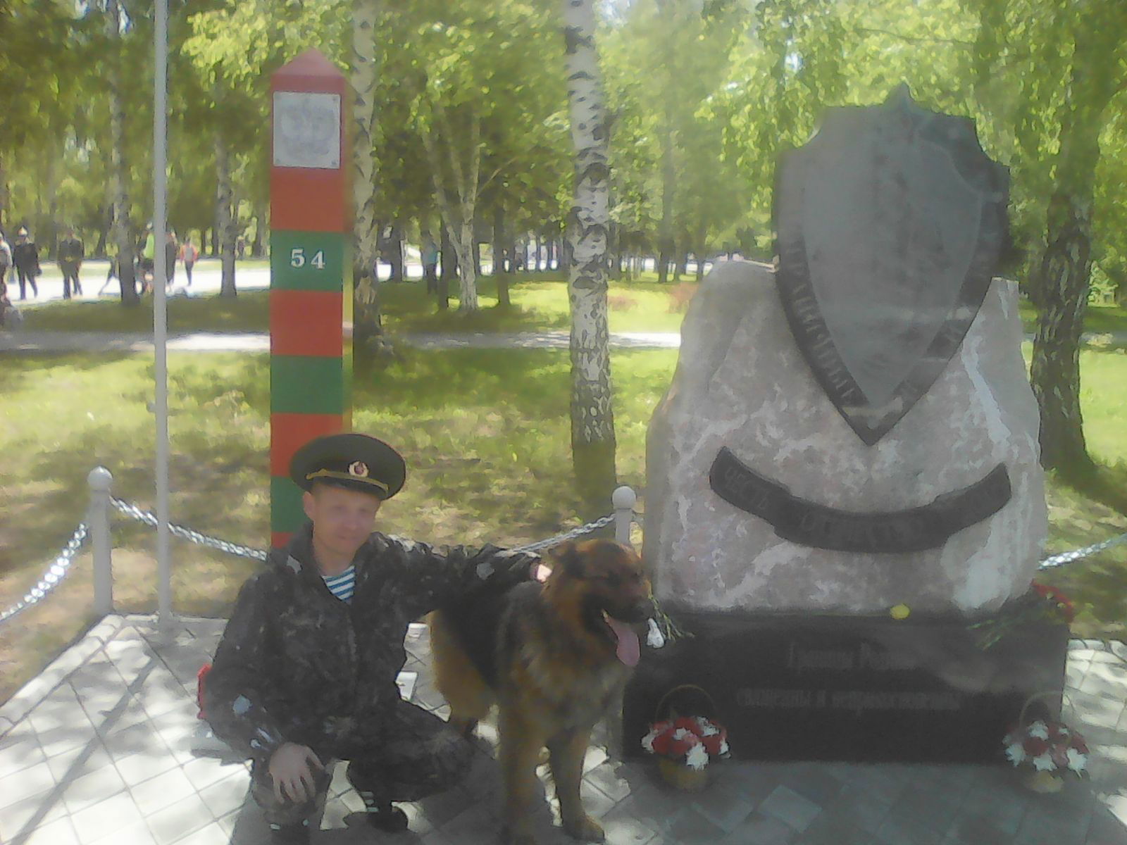 Лучше быть умным среди дураков чем дураком среди умных. Смотреть фото Лучше быть умным среди дураков чем дураком среди умных. Смотреть картинку Лучше быть умным среди дураков чем дураком среди умных. Картинка про Лучше быть умным среди дураков чем дураком среди умных. Фото Лучше быть умным среди дураков чем дураком среди умных