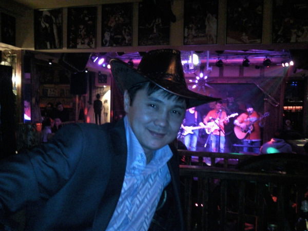 Бахыт Кенжегали