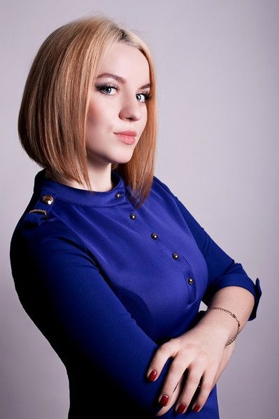 Елена Троян