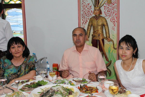 Жумабек Уксумбаев