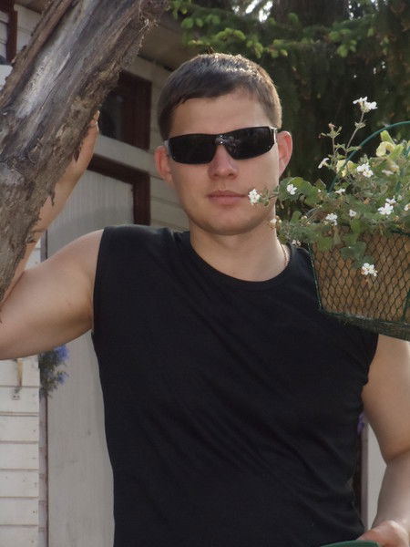 Виталий Санников