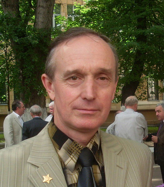 Владимир Махлаев