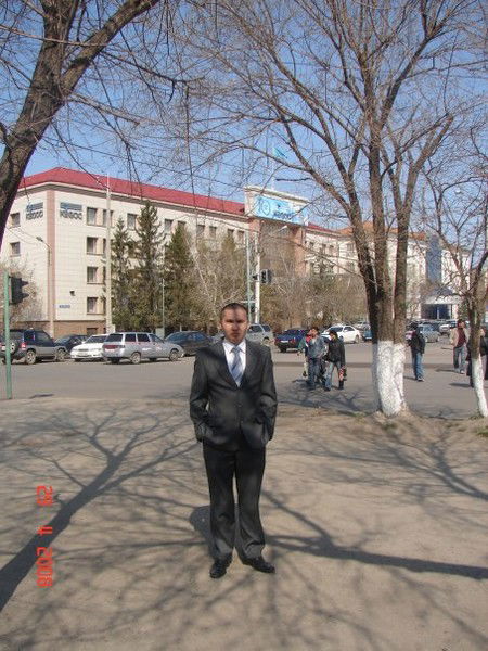 Олжас Сулейменов