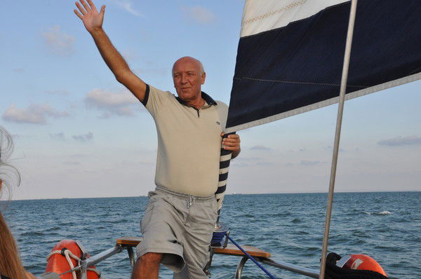 Виталий Кустовский