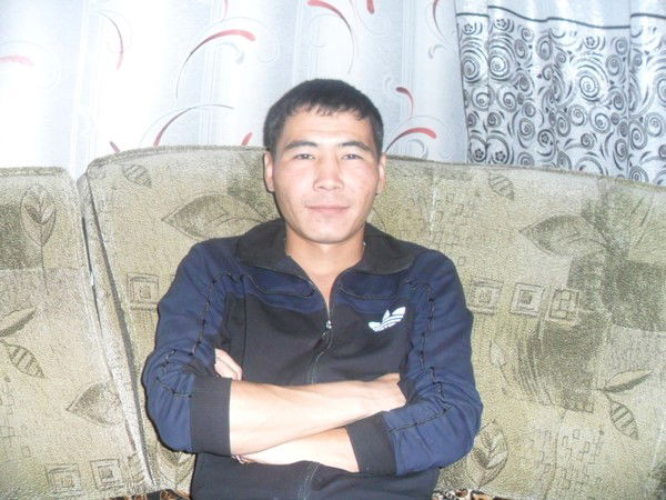 Арман Назаров