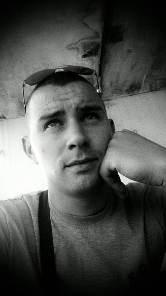 Виктор Макарьев