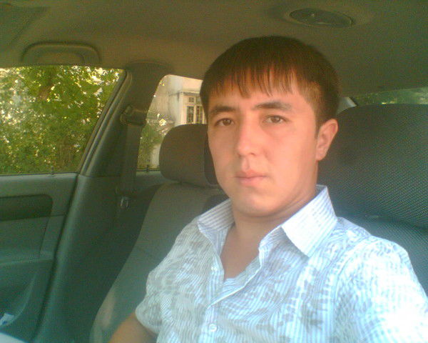 Жасур Умаров