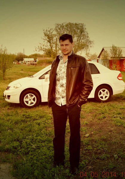 Виталий Плотников