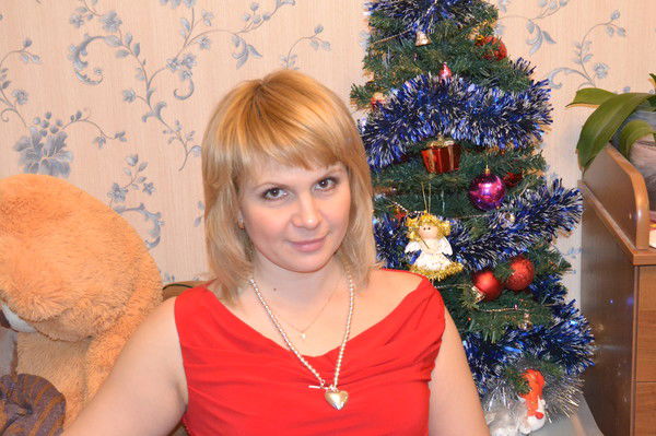 Алена Перова