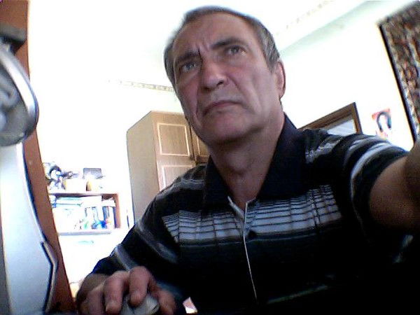 Виктор Лазарев