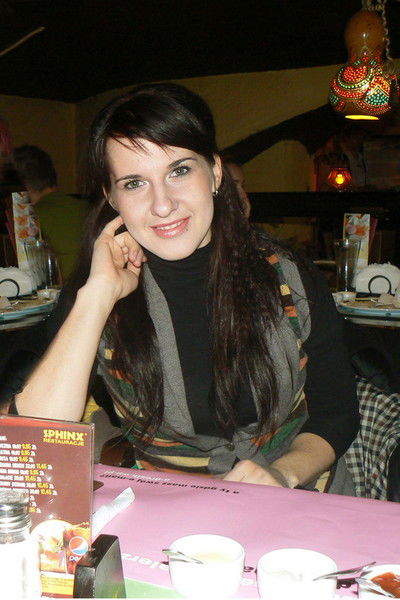 Надя Мирская