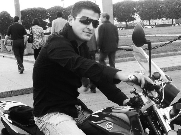 Tainstvenniy Neznakomets