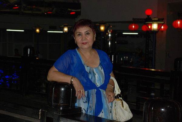 Бахытжан Сарсекова