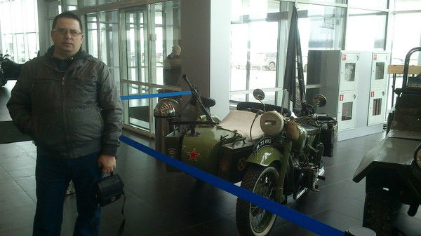 Леонид Тропин