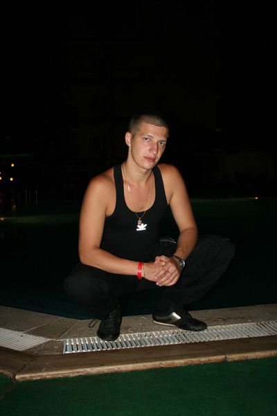 Виталий Чекменев