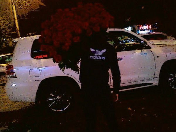 Адон Искаков