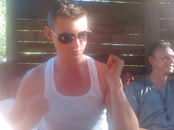 Денис Леоненко