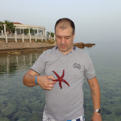 Александр Власов