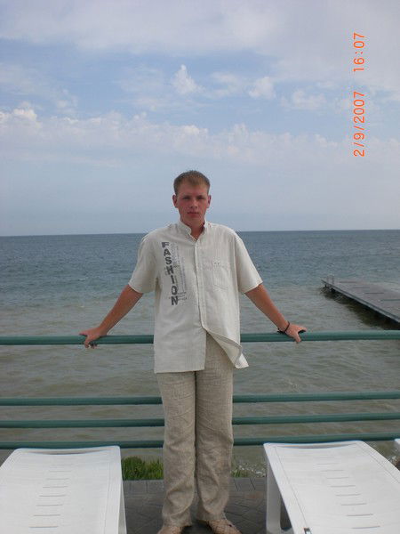 Олег Пересторонин