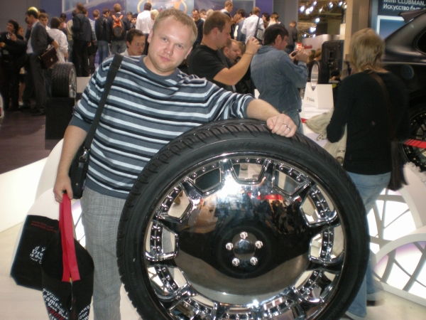 Илья Орехов