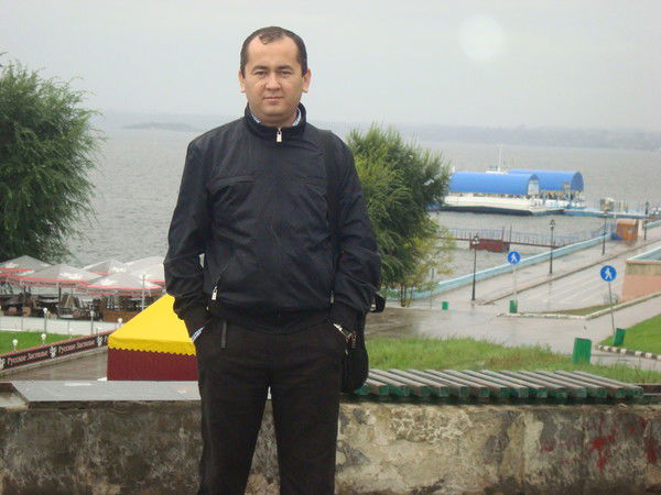 Икрамов Сухробжон