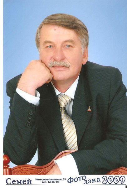 Александр Кузнецов