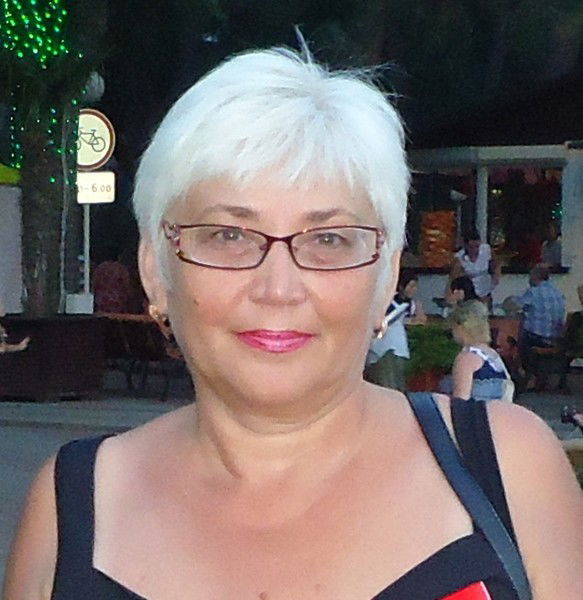 Елена Савченко