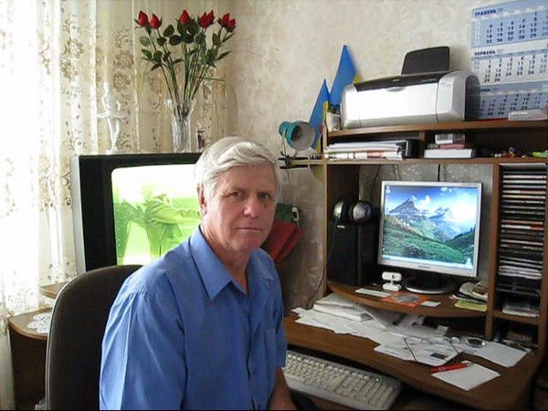 Николай Падура