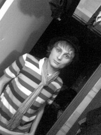 Олег Емельянов