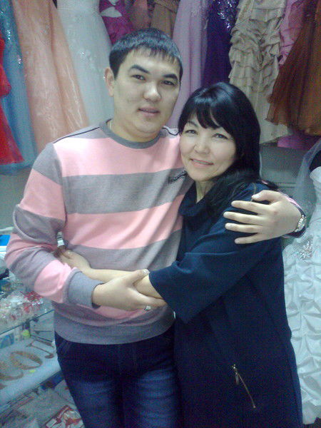 Азамат Ахметжанов