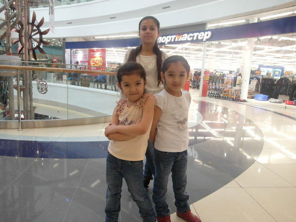 Шахло Дустова