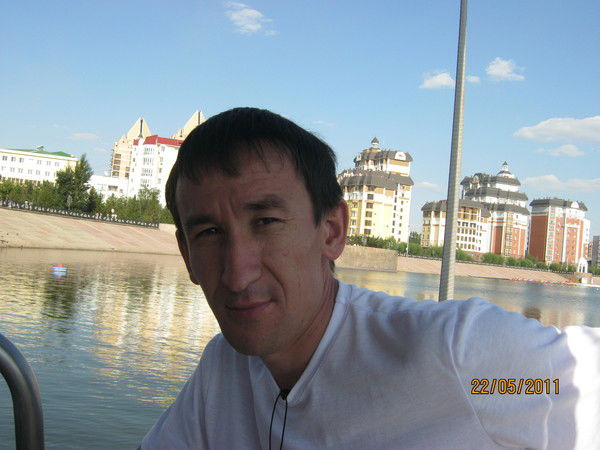 Маулен Нурмуханов