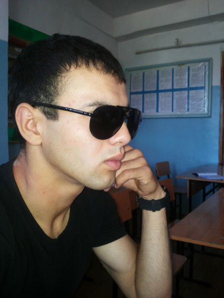 Тахир Исаходжаев