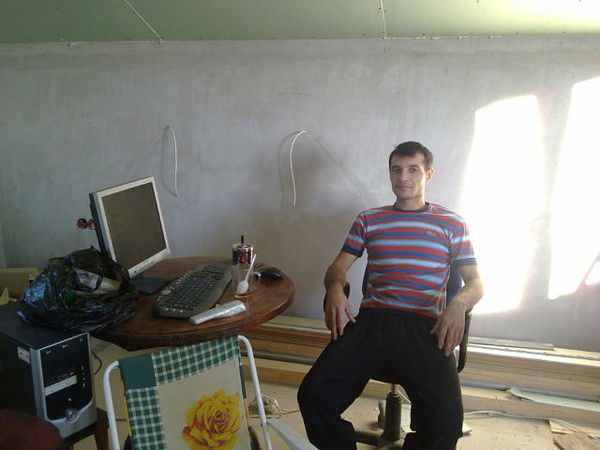 Джамол Давлятов