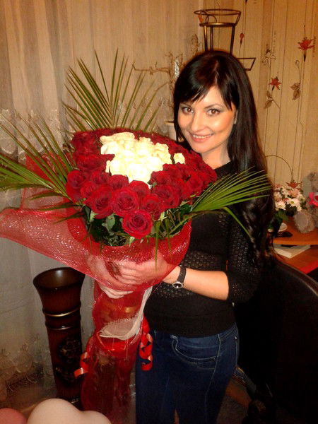 Оленька ______