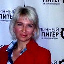 Дина Савинова