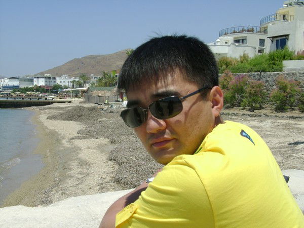 Дулат Сулейменов