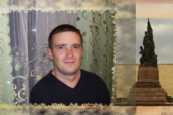 Женя Якушев