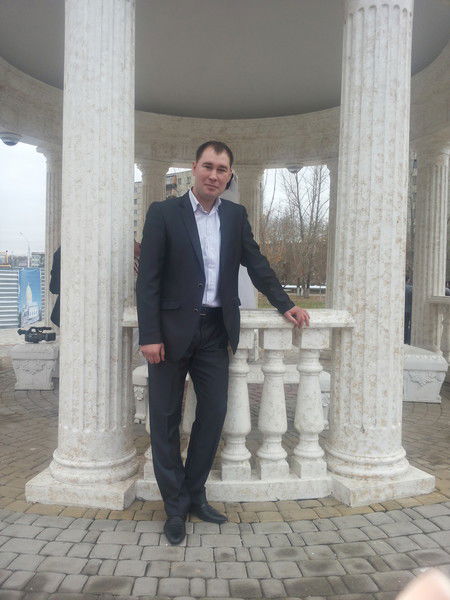 Рустам Ахметказин