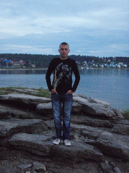 Андрей Рыльский