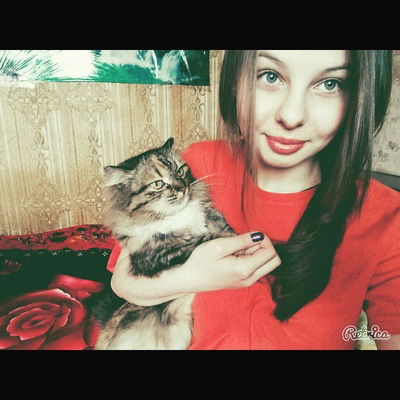 Юля Головченко