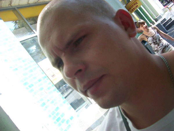 Павел Комиссаров