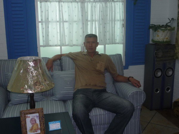 Эрхат Самбусинов