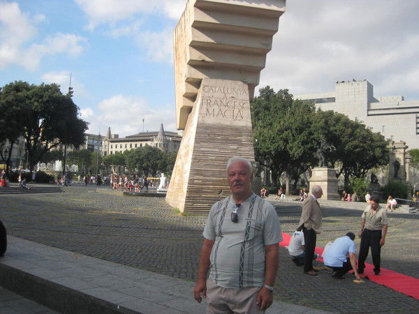 Владимир Булатов