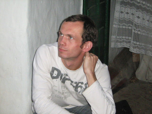 Виктор Изварин