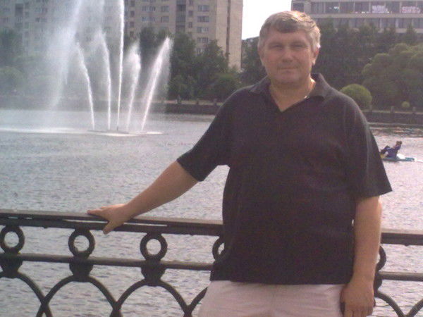 Александр Зенов