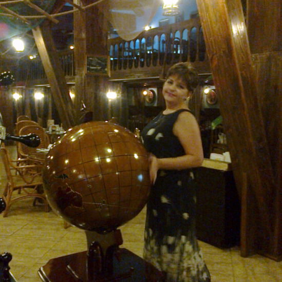 Лена Карпунина