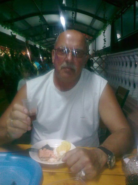 Виктор Антонов