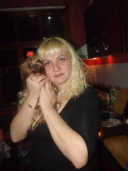 Елена Ларинa