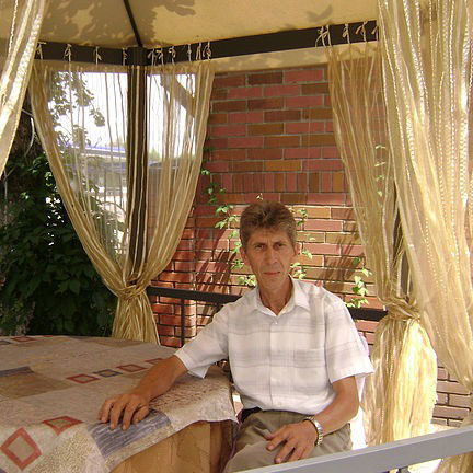 Анатолий Колодяжный